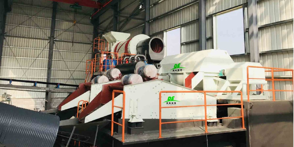 廣州某通溝污泥處理項(xiàng)目現(xiàn)場(chǎng)